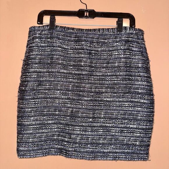 Banana Republic Women's Blue Tweed Mini Skirt - Size 8 - Excellent Condition - Picture 1 of 7